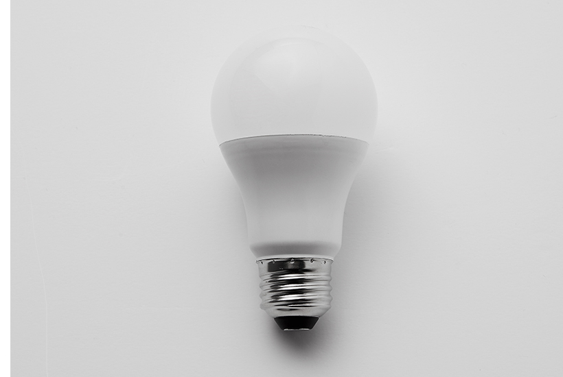 [번개표] LED 전구 8W (4개입)